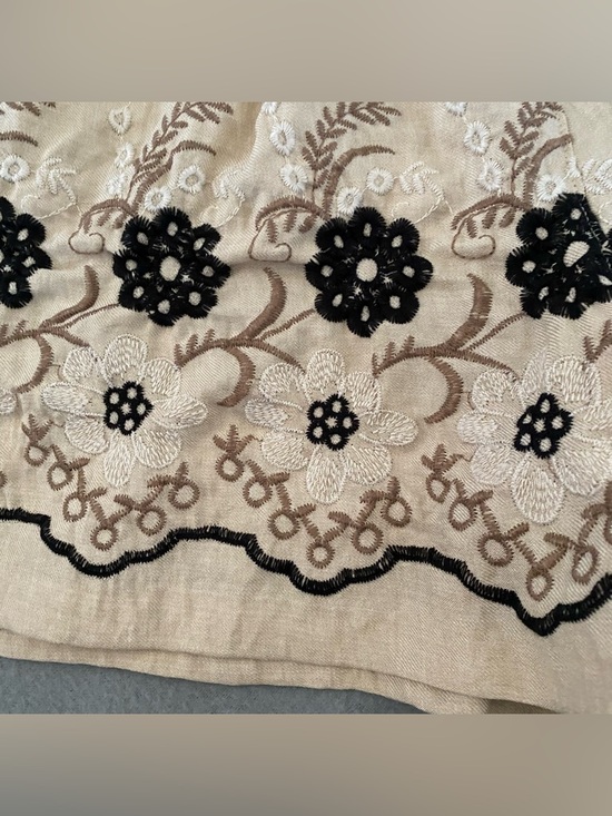 WREN New York Beige Floral Embroidered Shorts Lightweight High-Rise M - Picture 3 of 9